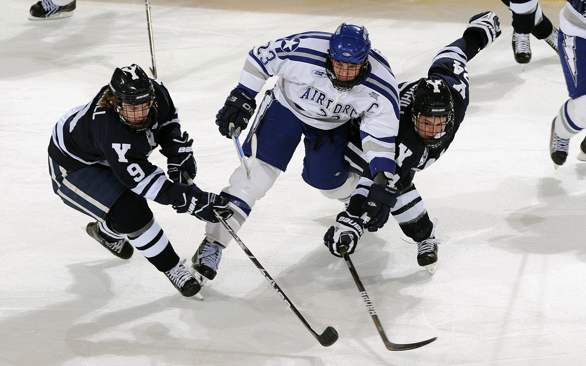 综合实力突破仍需系统持续投入，综合实力全面提升